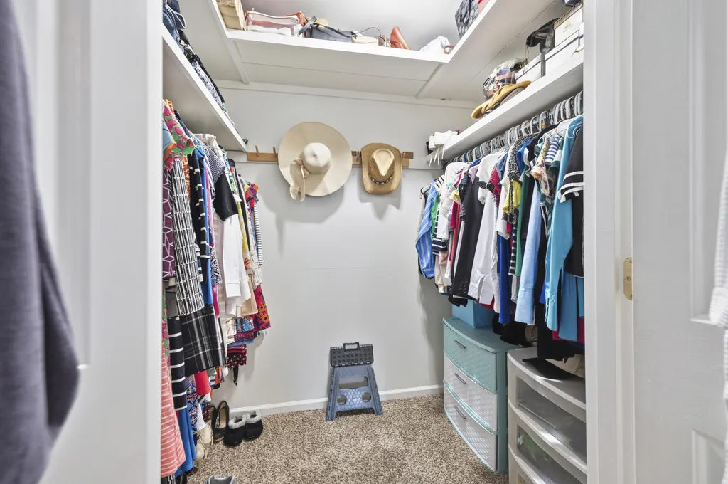 395 Redding Road Lexington KY 40517