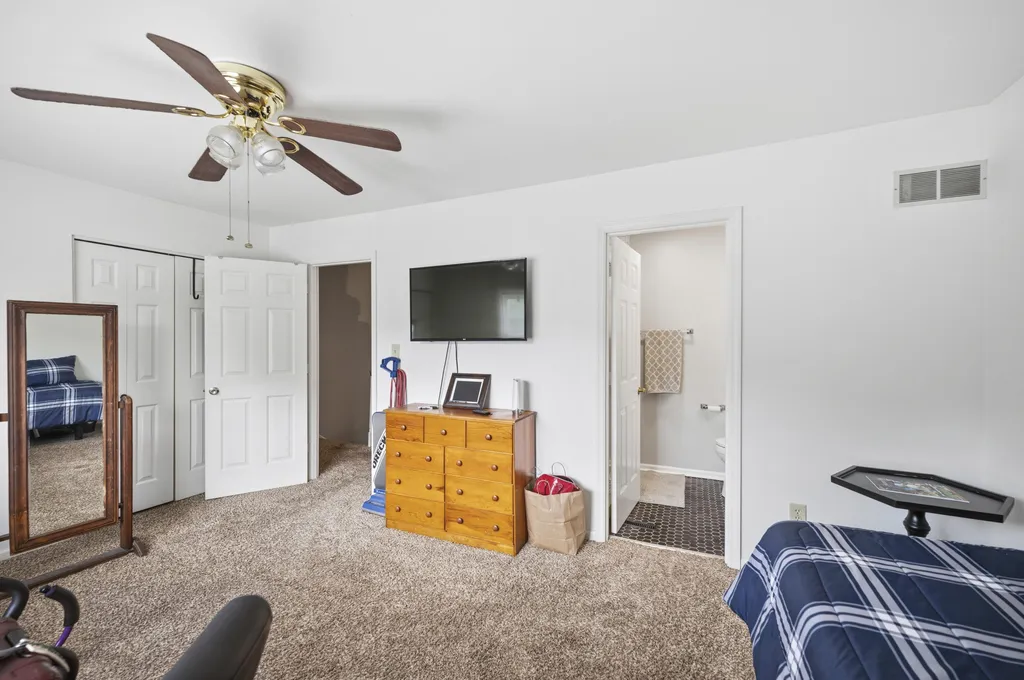 395 Redding Road Lexington KY 40517
