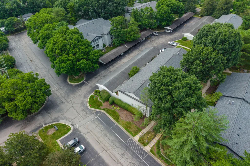 395 Redding Road Lexington KY 40517