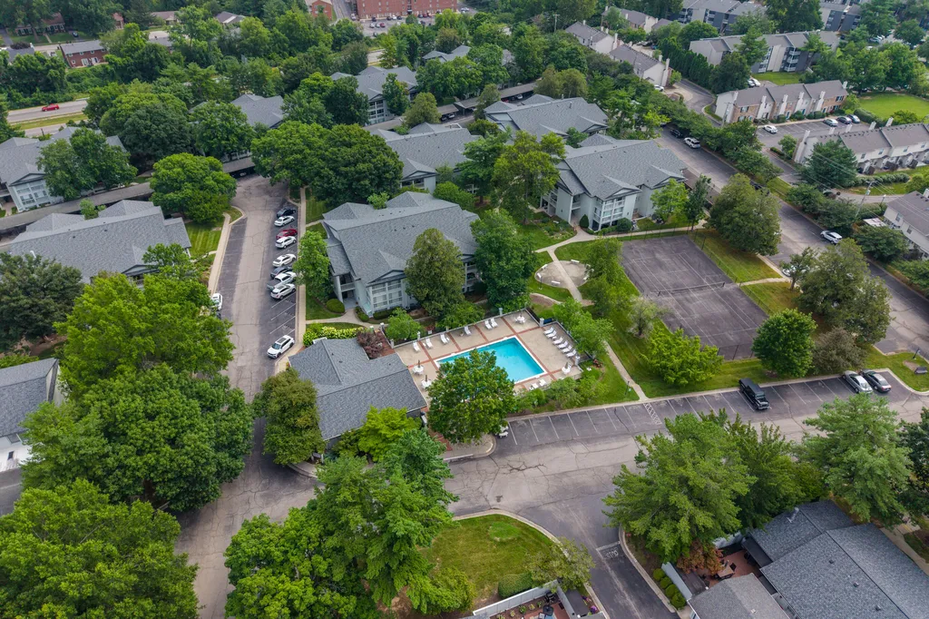 395 Redding Road Lexington KY 40517