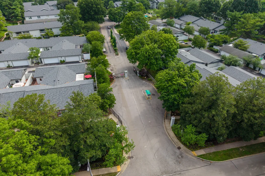 395 Redding Road Lexington KY 40517