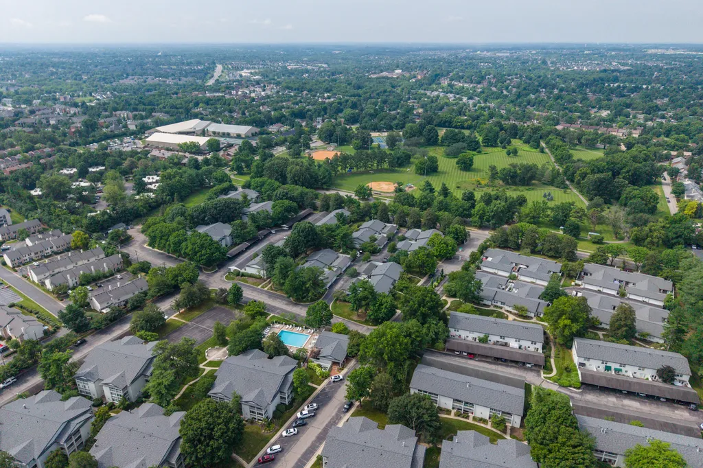 395 Redding Road Lexington KY 40517