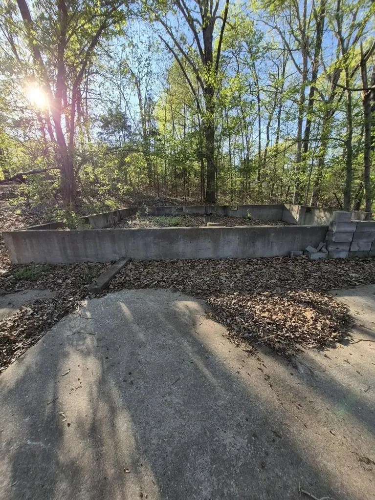 63OB00002 Bear Run Trail Benton KY 42025