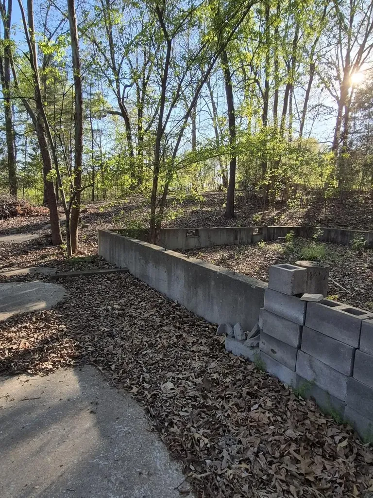 63OB00002 Bear Run Trail Benton KY 42025