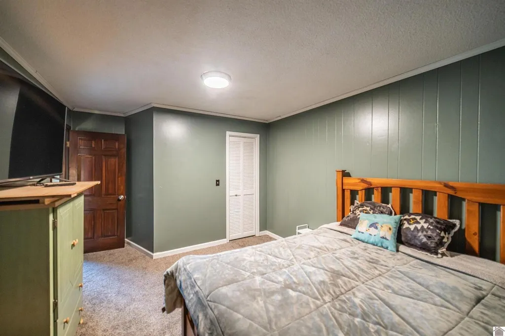 181 Woodland Drive Benton KY 42025