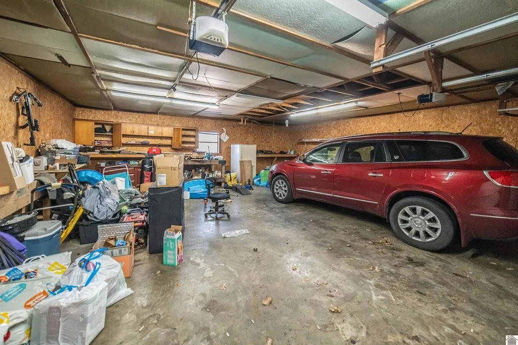 181 Woodland Drive Benton KY 42025