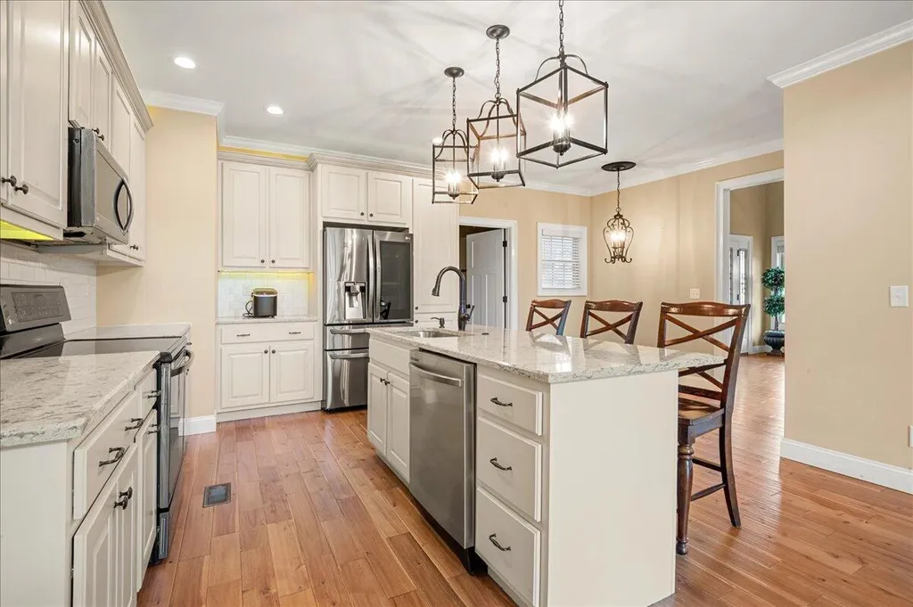 200 Crooked Creek Drive London KY 40744