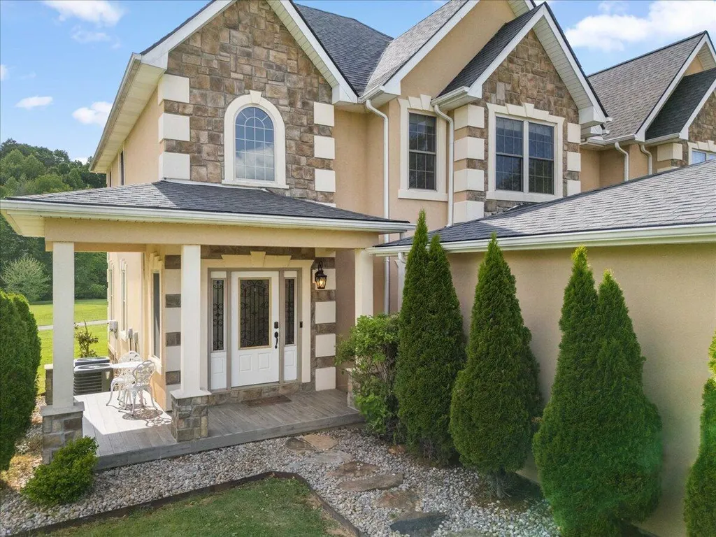 200 Crooked Creek Drive London KY 40744