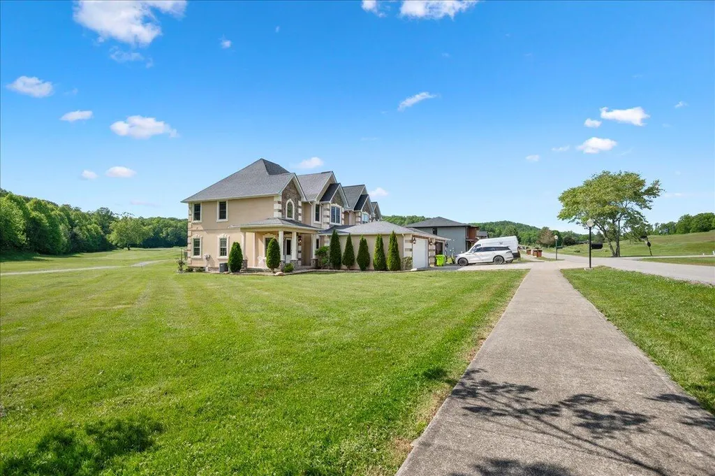 200 Crooked Creek Drive London KY 40744