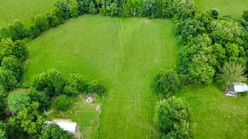 16451 E State Highway 70 Bethelridge KY 42516