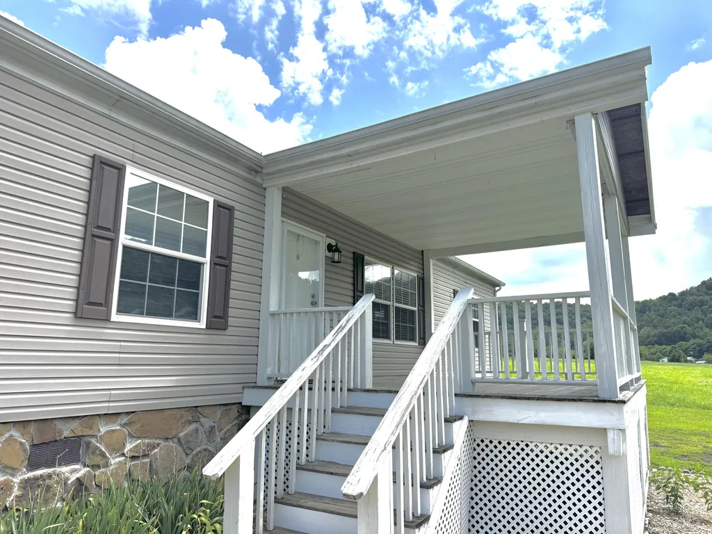 660 Steven Lane Williamsburg KY 40769