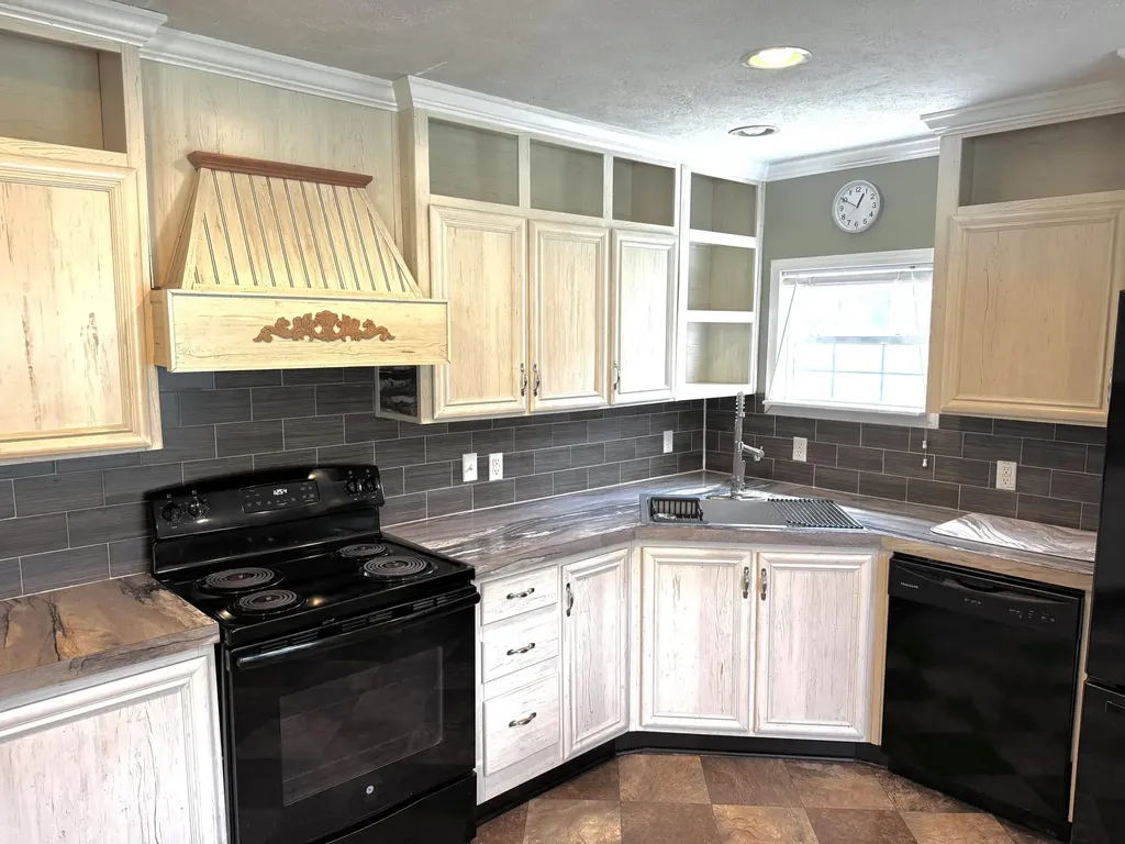 660 Steven Lane Williamsburg KY 40769