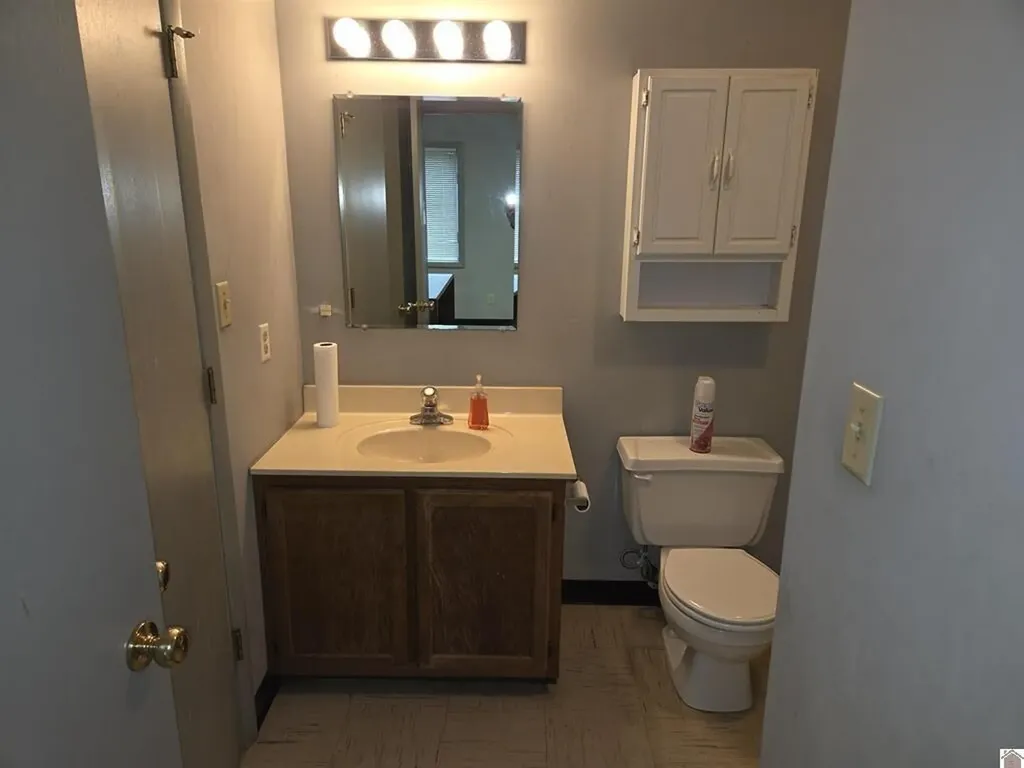 345 Rosewood Drive Paducah KY 42003