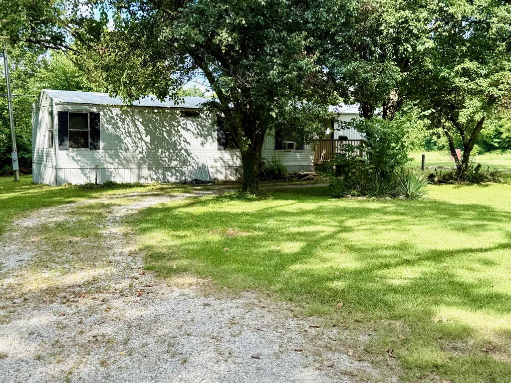16451 E State Highway 70 Bethelridge KY 42516