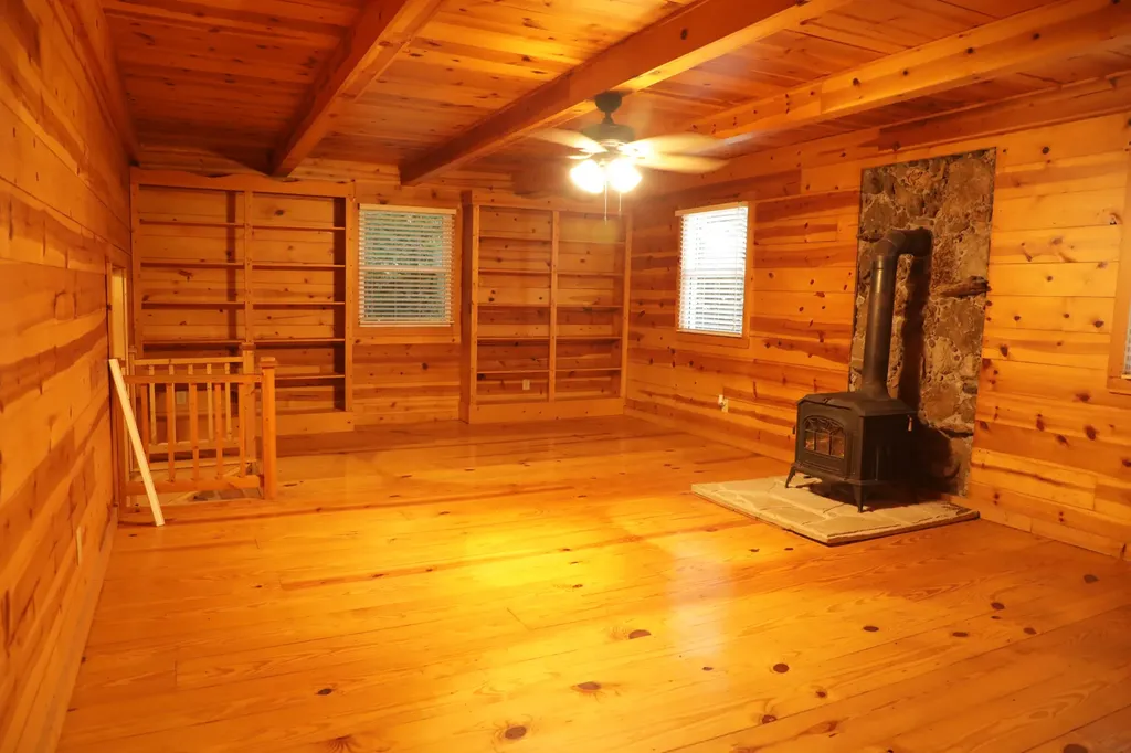2379 Big Stoner Road Winchester KY 40391