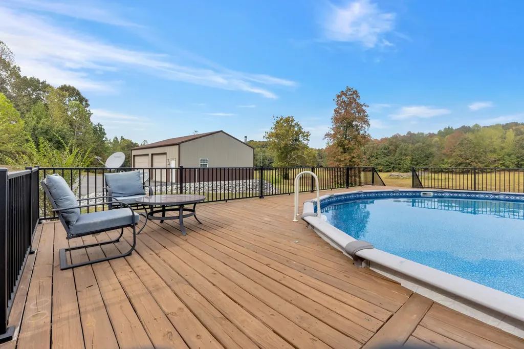408 Holt Road Kuttawa KY 42055