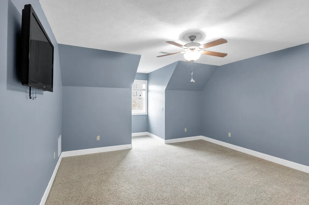 408 Holt Road Kuttawa KY 42055