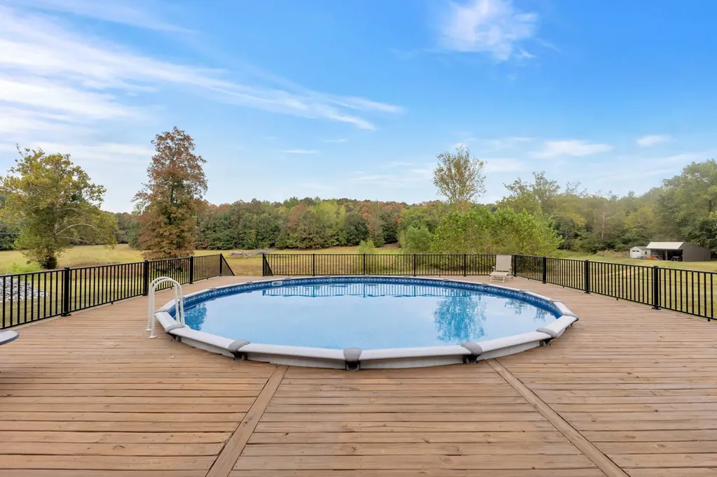 408 Holt Road Kuttawa KY 42055