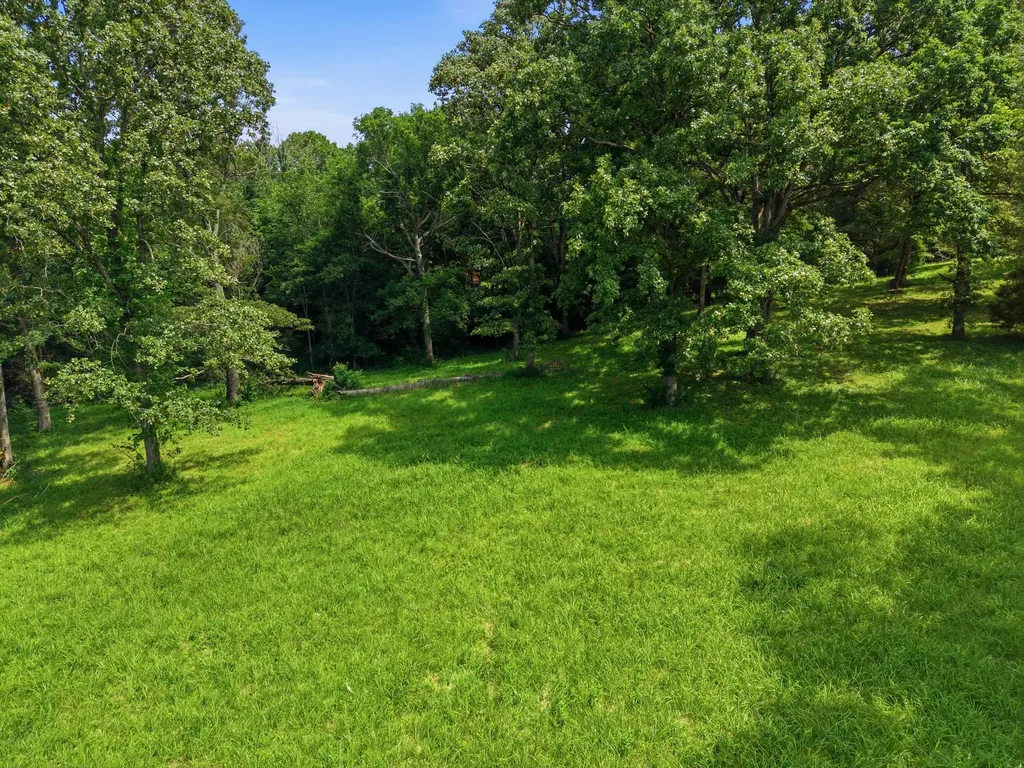 425 Paris Road Calvert City KY 42029