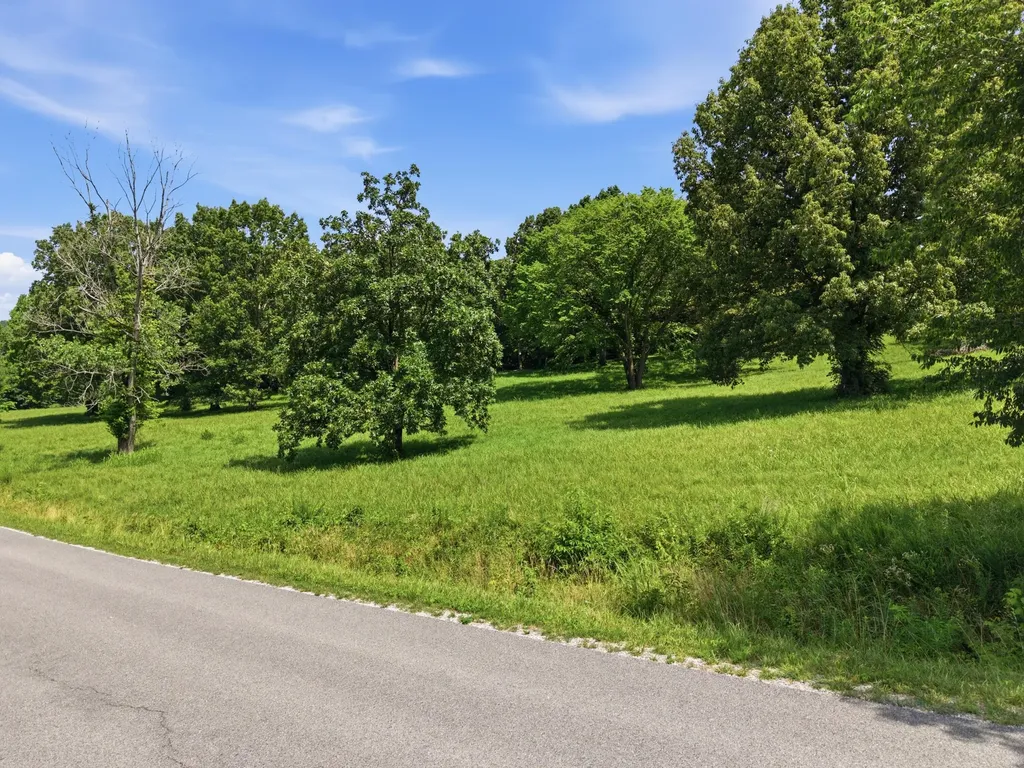 425 Paris Road Calvert City KY 42029