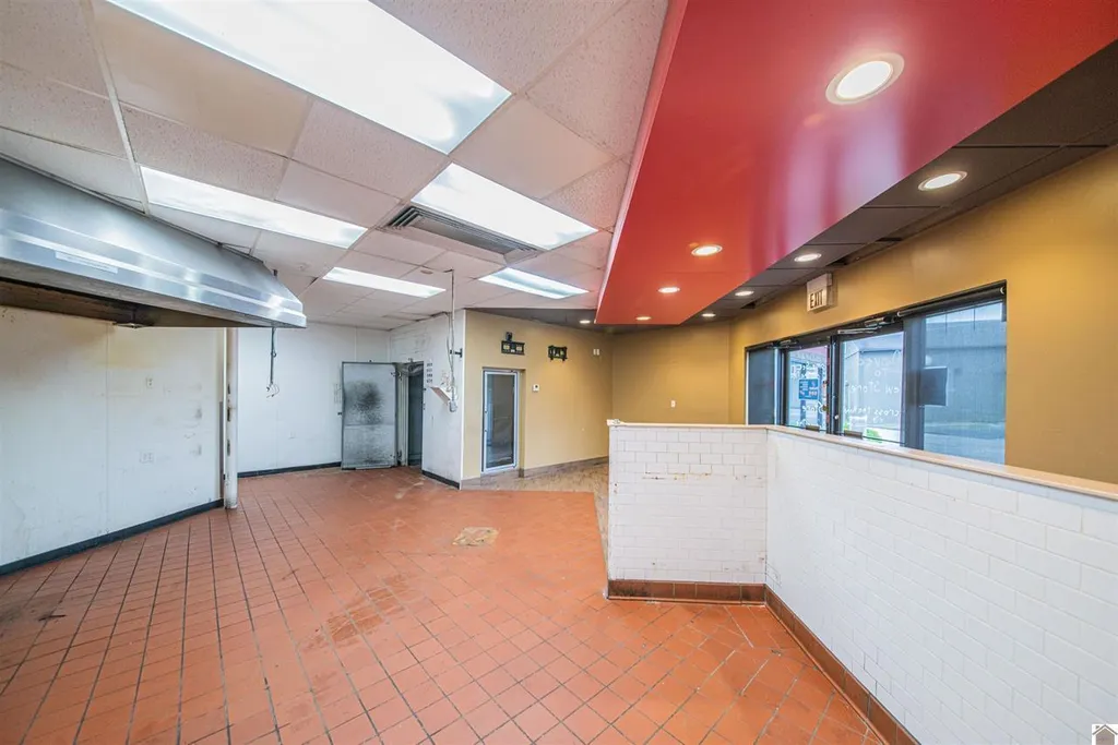3240 Lone Oak Road Paducah KY 42003