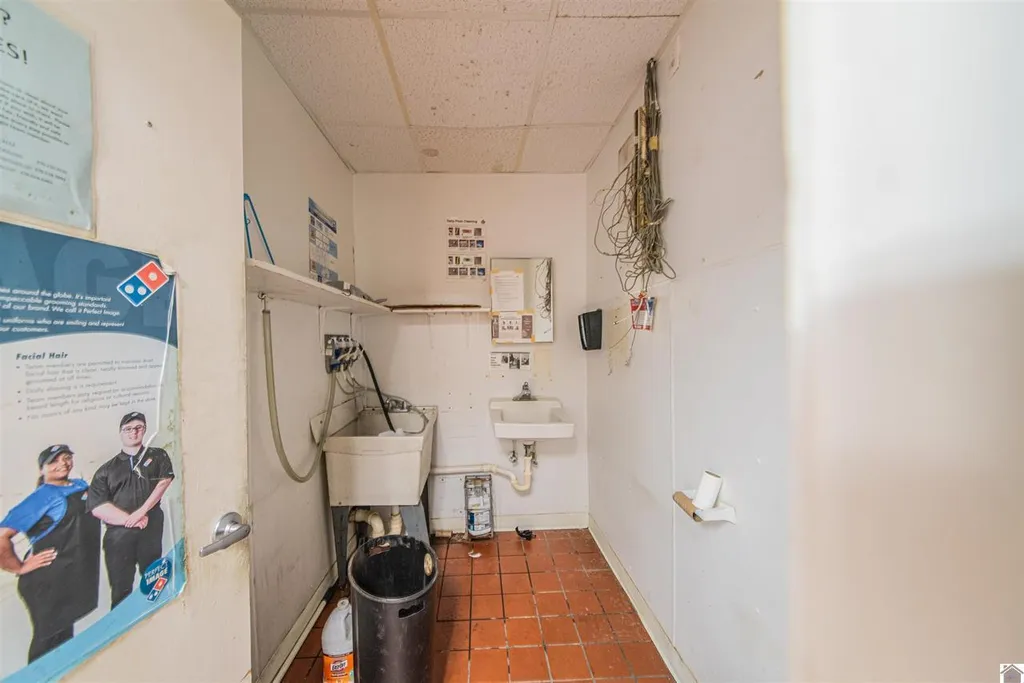 3240 Lone Oak Road Paducah KY 42003