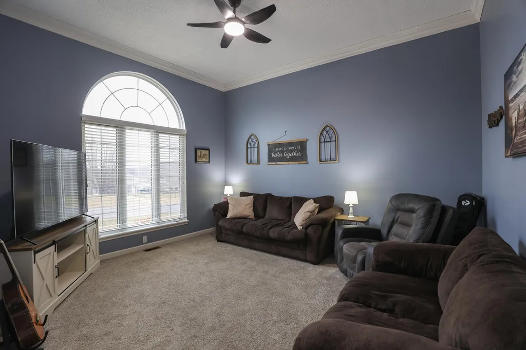 103 Summer Lane Kuttawa KY 42055