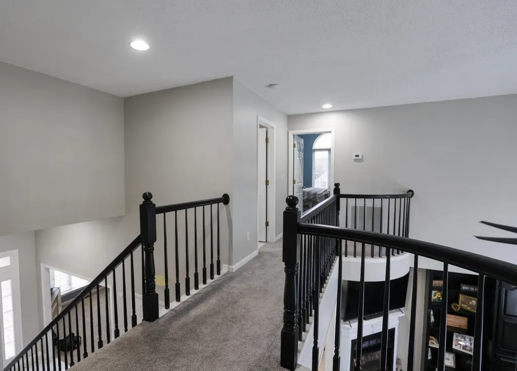 103 Summer Lane Kuttawa KY 42055