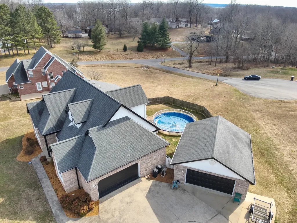 103 Summer Lane Kuttawa KY 42055