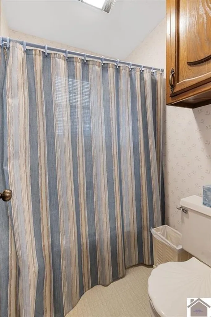 2431 Kentucky 307 Clinton KY 42031