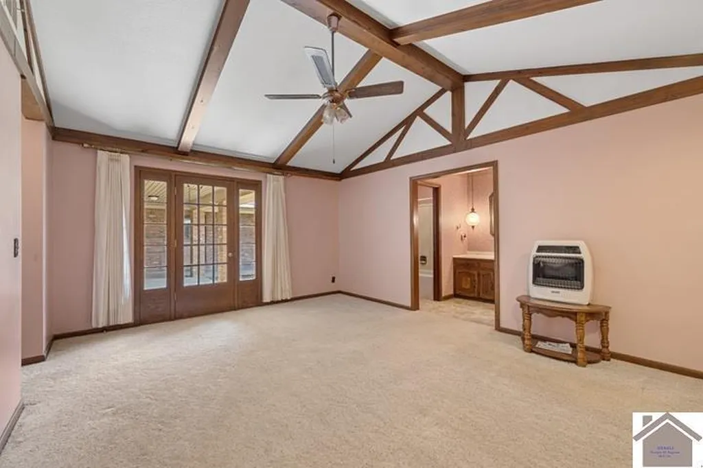 2431 Kentucky 307 Clinton KY 42031
