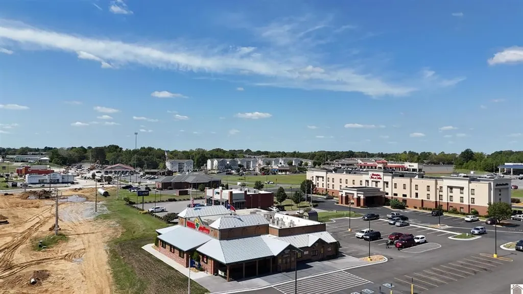 1300 Ky-121 Murray KY 42071