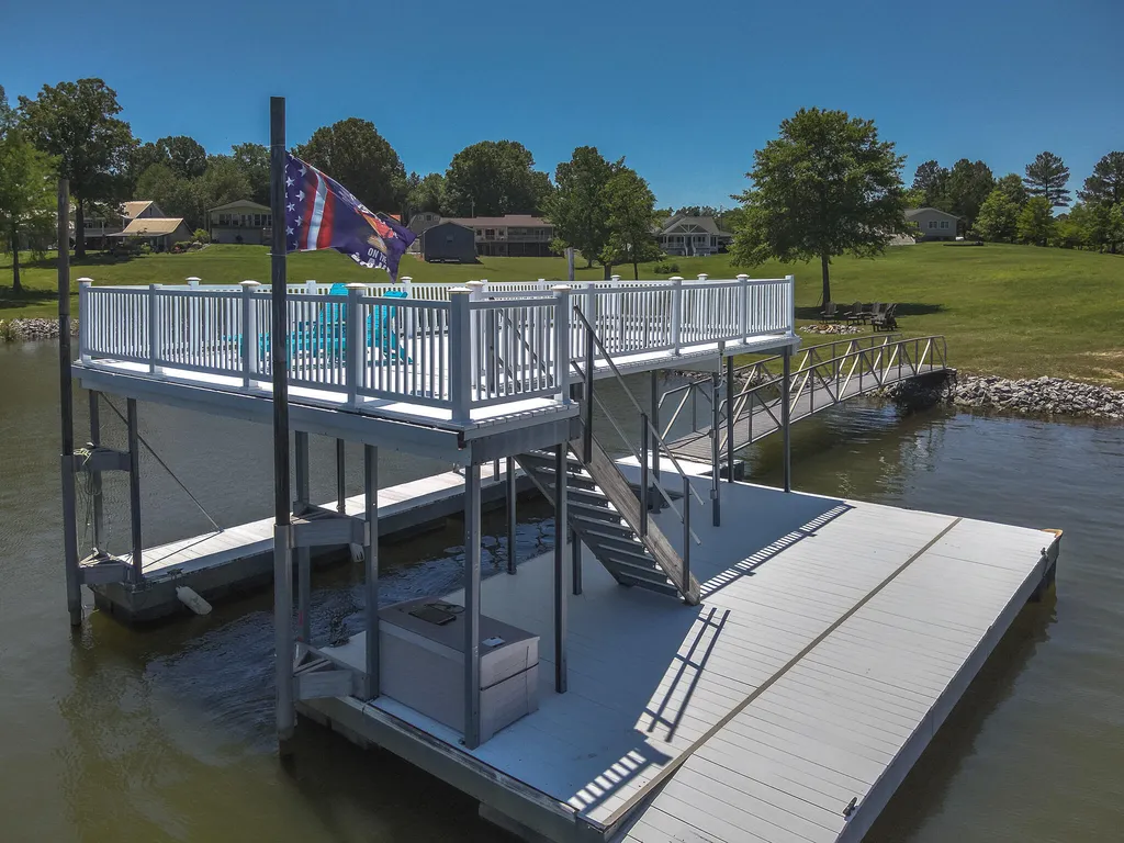 360 Halbrook Lane Benton KY 42025