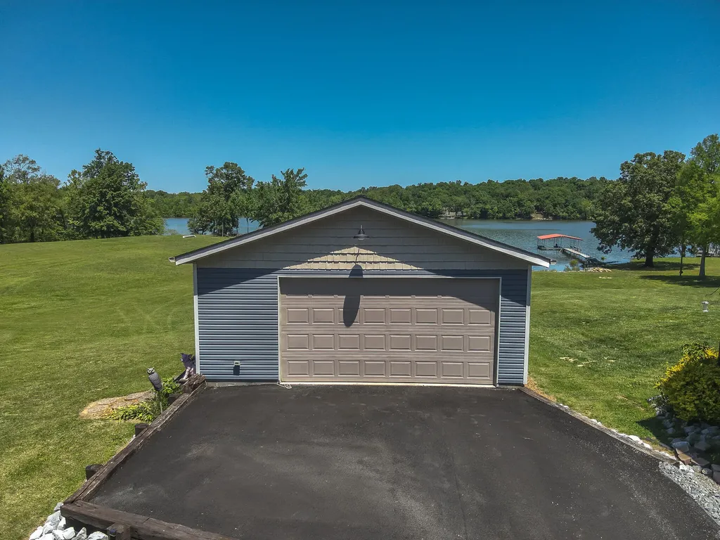 360 Halbrook Lane Benton KY 42025
