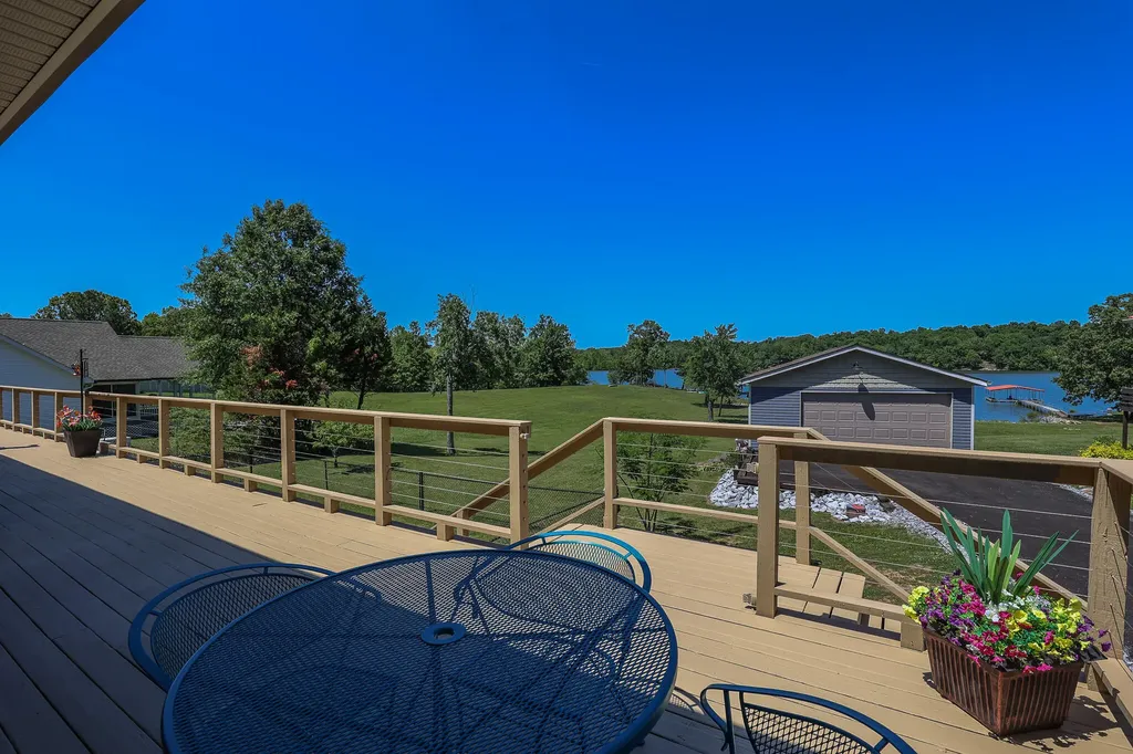 360 Halbrook Lane Benton KY 42025