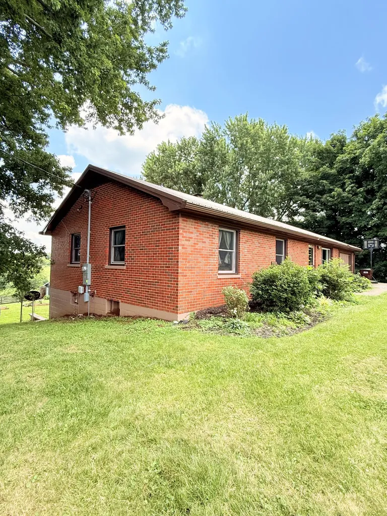 590 Kentucky 1743 Cynthiana KY 41031