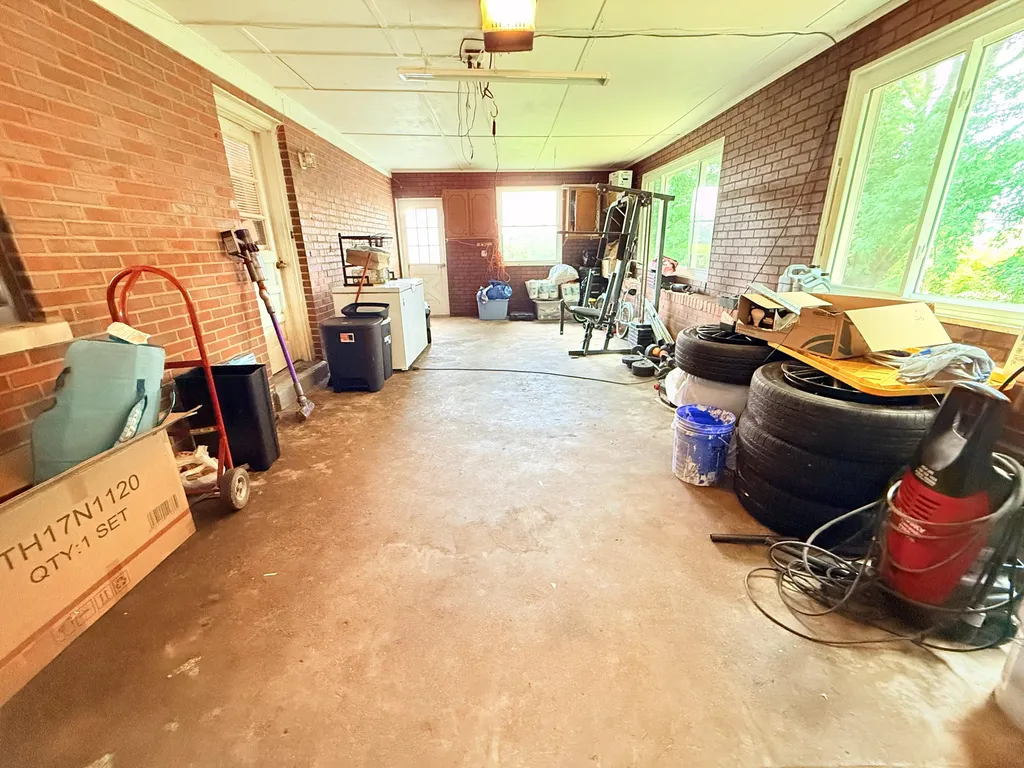 590 Kentucky 1743 Cynthiana KY 41031