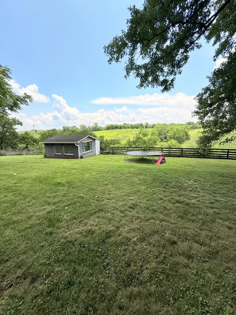 590 Kentucky 1743 Cynthiana KY 41031