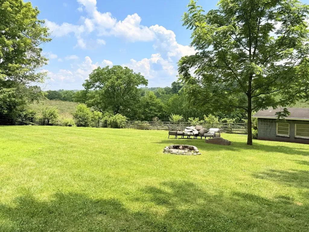 590 Kentucky 1743 Cynthiana KY 41031