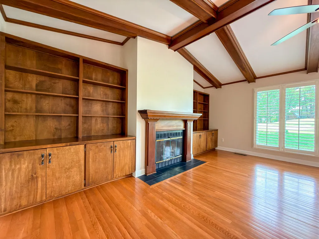 1517 Gleneagles Drive Paducah KY 42001