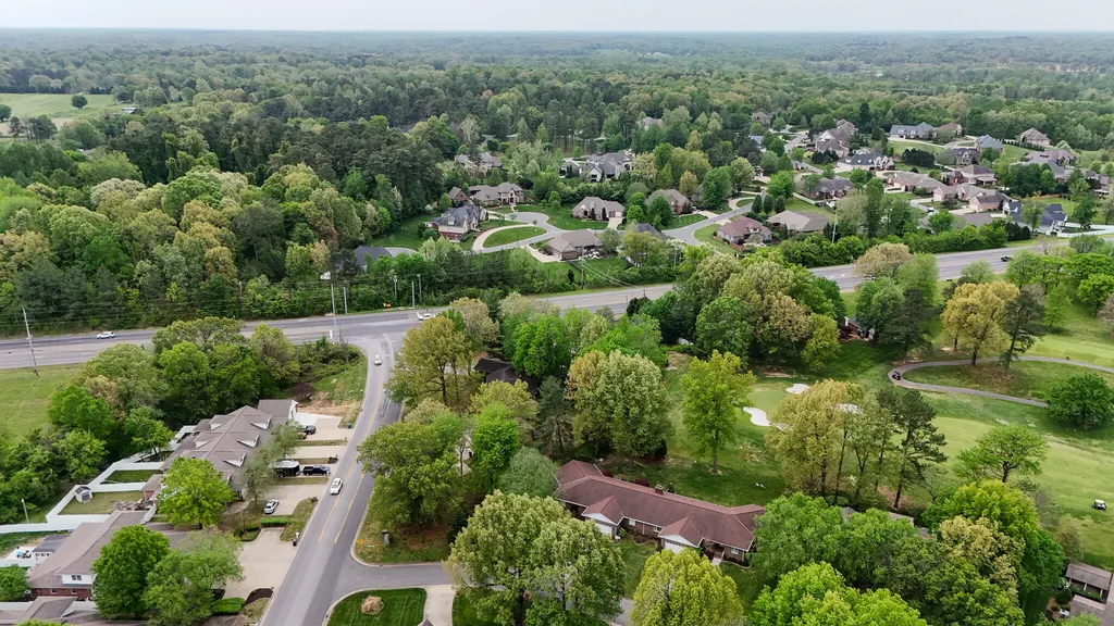 1517 Gleneagles Drive Paducah KY 42001
