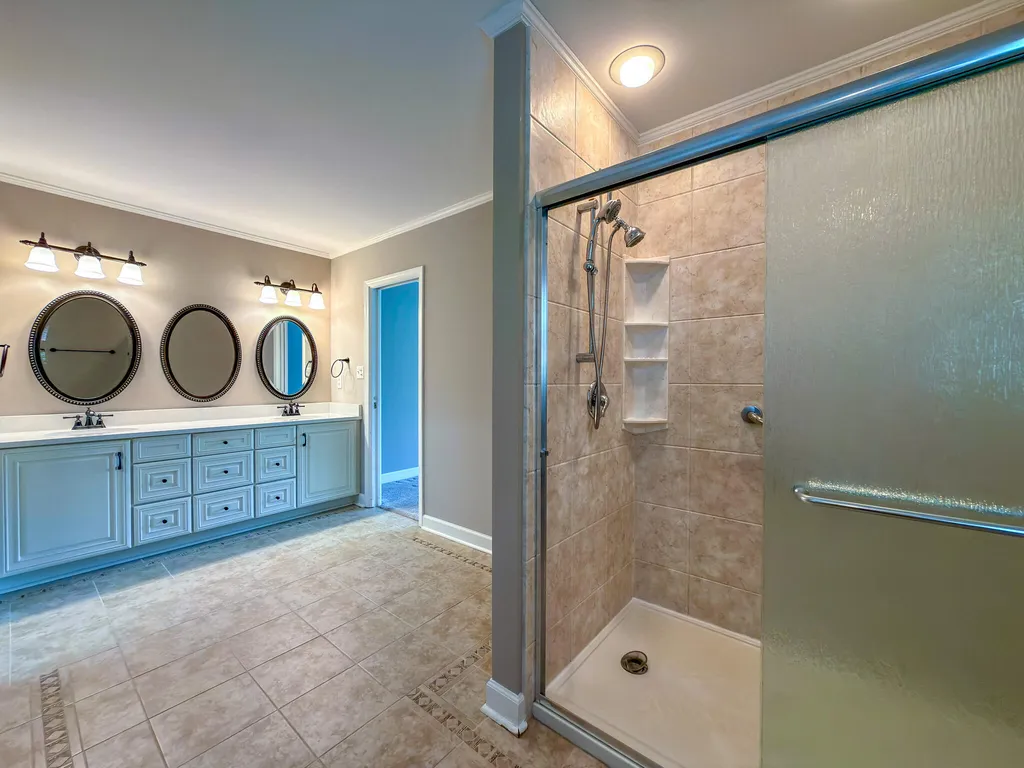 1517 Gleneagles Drive Paducah KY 42001