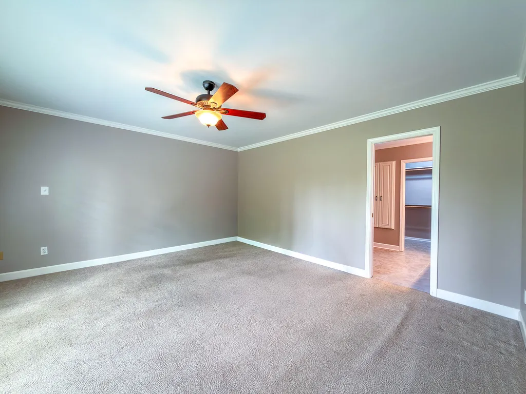 1517 Gleneagles Drive Paducah KY 42001