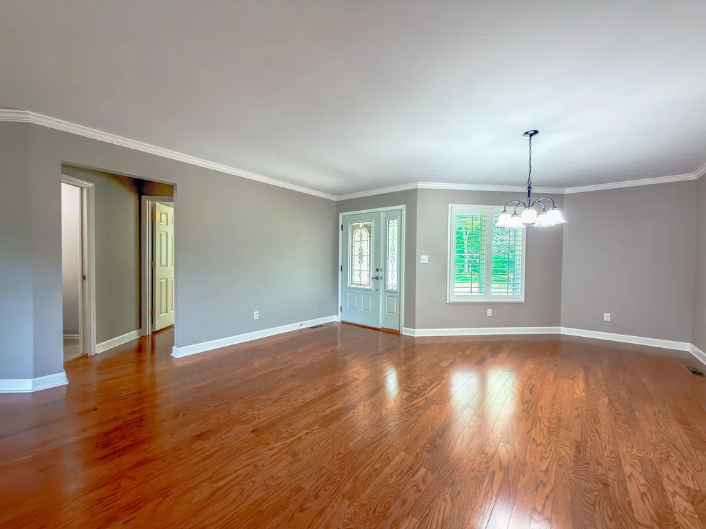 1517 Gleneagles Drive Paducah KY 42001
