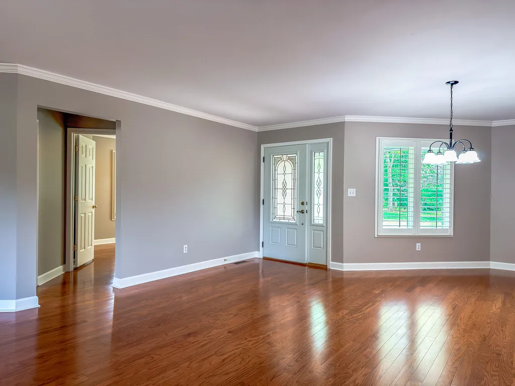1517 Gleneagles Drive Paducah KY 42001