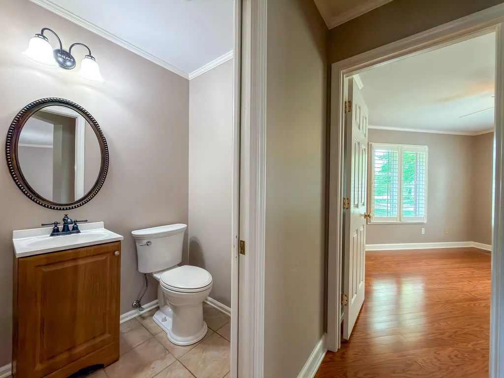 1517 Gleneagles Drive Paducah KY 42001