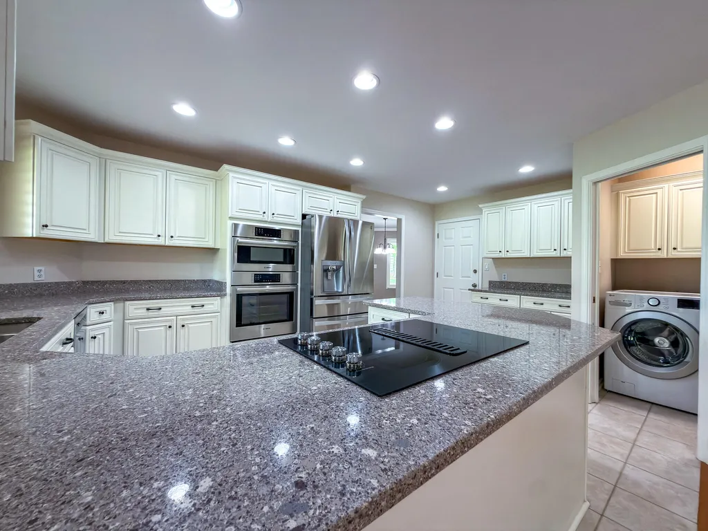 1517 Gleneagles Drive Paducah KY 42001