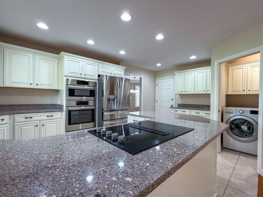 1517 Gleneagles Drive Paducah KY 42001