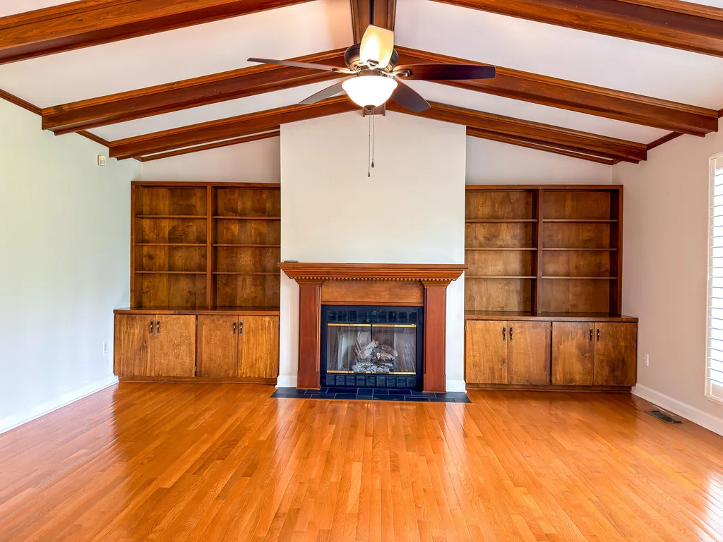 1517 Gleneagles Drive Paducah KY 42001