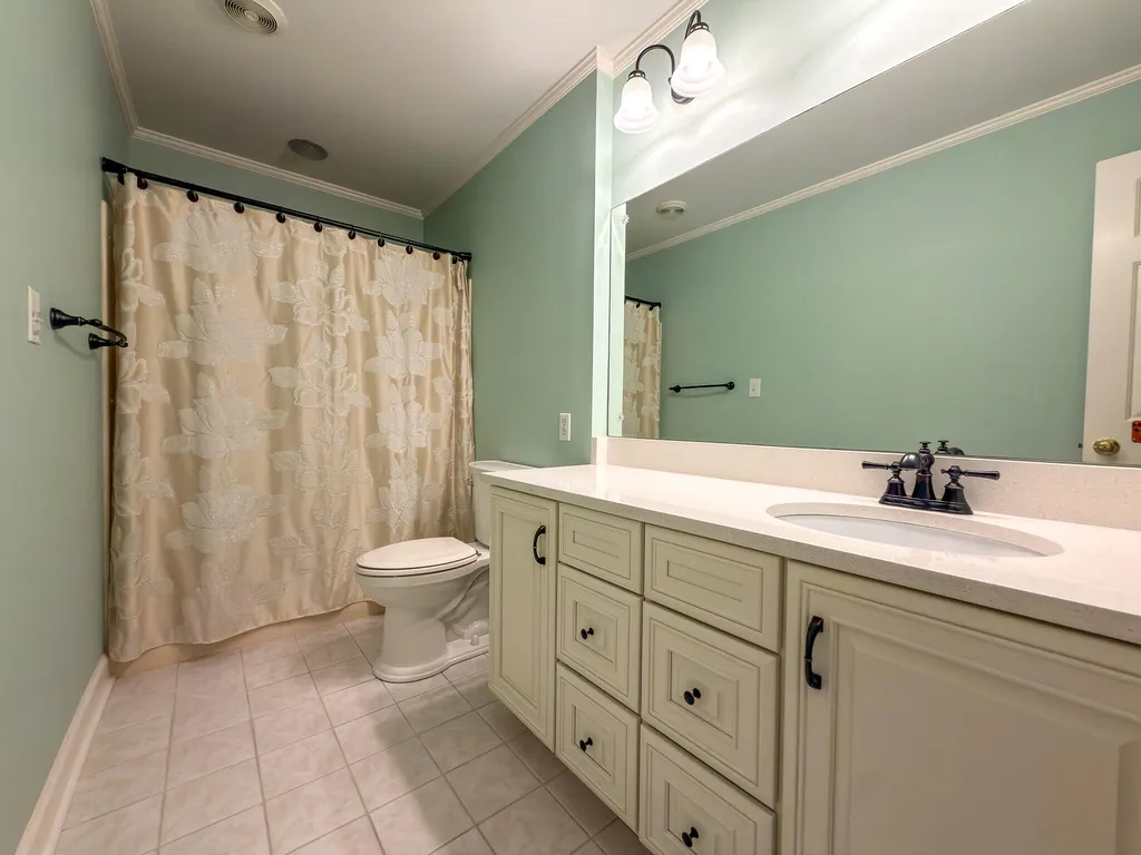 1517 Gleneagles Drive Paducah KY 42001